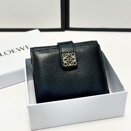 LOEWE三つ折り ミニ 財布 レディース アナグラム トライフォールド コンパクトウォレット レザー ブラック