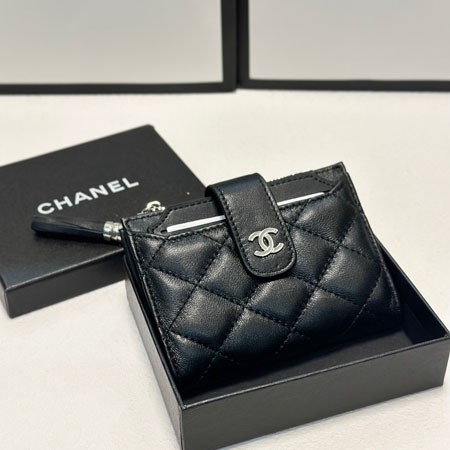 シャネル 財布 レディース 二 つ折り 財布 ファスナー ポケット 付き マトラッセ レザー ブラック
