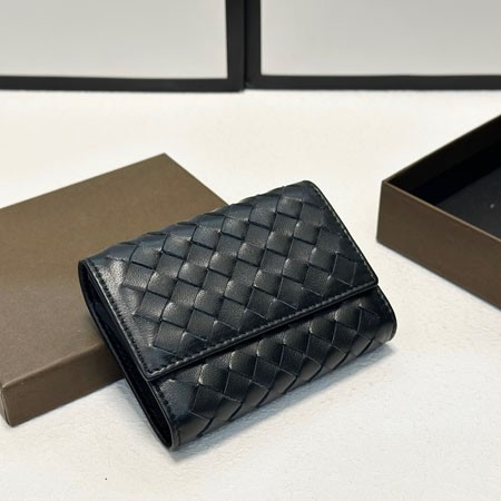 ボッテガ ヴェネタ 折り財布 レディース 人気 コインケース 大容量 カードケース おしゃれ(サイズ:10.0cmx9.0cm)