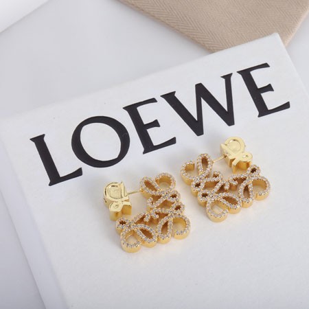 ロエベ ピアス アナグラム ピアス LOEWE Pave Anagram earrings スターリングシルバー クリスタル ピアス ゴールド レディース 