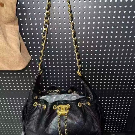 シャネル チェーンバッグ CHANEL 25 ミニホーボーバッグ レディース ショルダーバッグ マトラッセ ラムスキン ブラック ゴールド金具