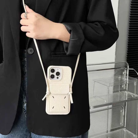 マルジェラ iphone18promaxケース スマホショルダー