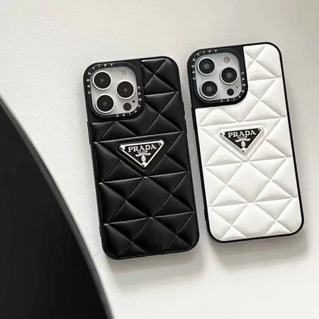 プラダ 携帯 ケース iphone18pro/18promaxケース マトラッセ レザー  白 黒 レンズ保護 耐衝撃 