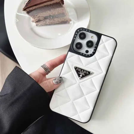 プラダ iphone18promaxケース マトラッセ