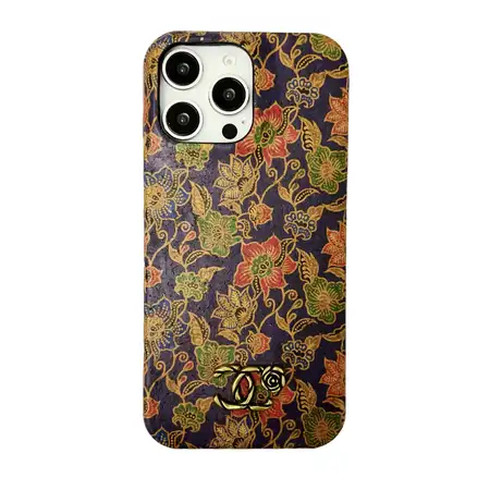可愛い シャネル iphone18 ケース