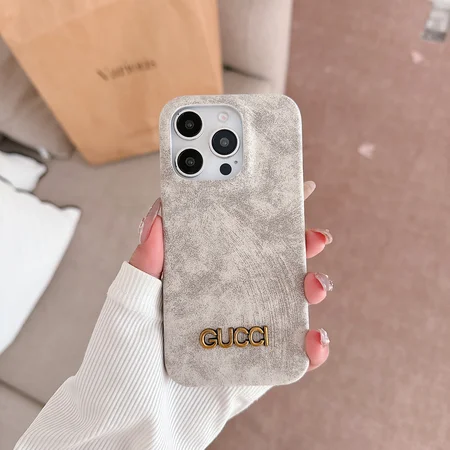 グッチ iphone18promax ケース レトロ メタルロゴ