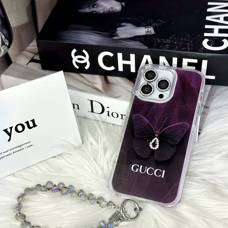 蝶々スマホケース Gucci iPhone18pro/18promax 携帯ケース パープル 蝶柄 ラインストーン付き 手首ストラップ 落下防止