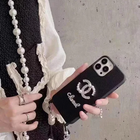 CHANEL iphone18proカバー パール ストラップき