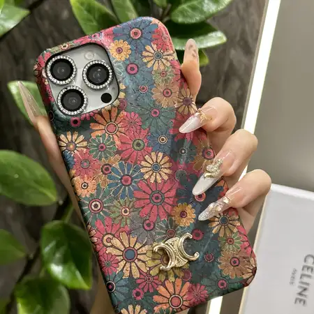 セリーヌ スマホケース