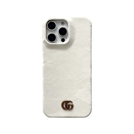 gucci iphone18pro 携帯ケース GGメタルロゴ