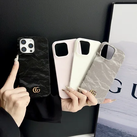 gucci iphone ケース iPhone18pro/18promax 携帯ケース GGメタルロゴ 手触り良い ダブル調 スリム おしゃれ