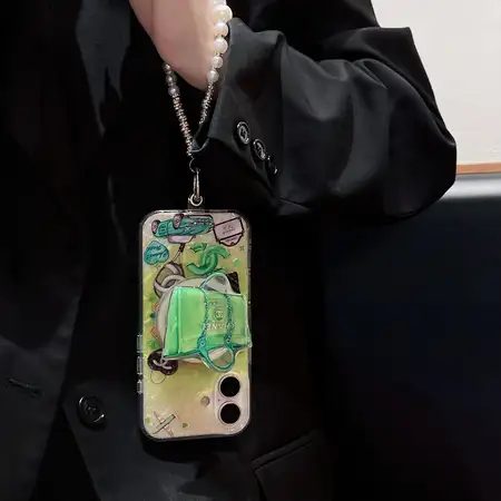 女性愛用 chanel iphone18proケース