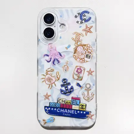 シャネル iphone18proケース チャーム チェーン付き
