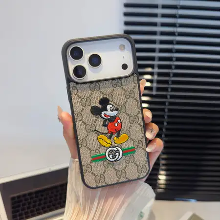 グッチ オフィディア iphone18pro ケース