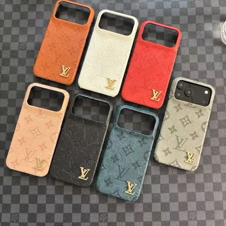 ヴィトン スマホケース 専門店 激安 iphone18pro/18promaxケース モノグラム 褶皱 レザー メタルロゴ 軽量･薄型 コンパクト 耐衝撃 