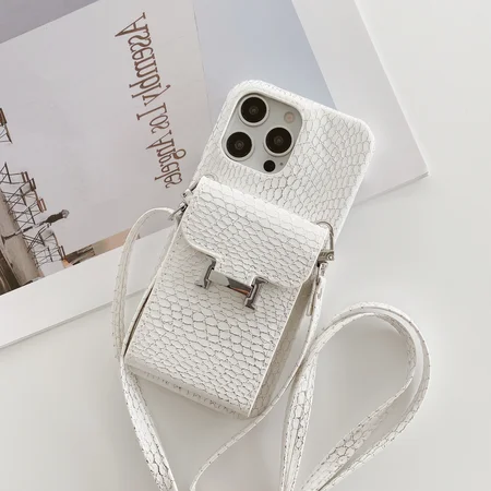 HERMES iphone18pro携帯ケース ヘビ革