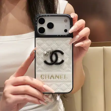 レディース向け シャネルiphone18proケース