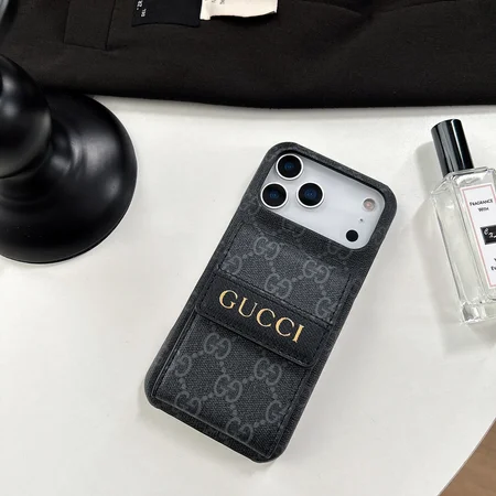 グッチ iphone18proケース メンズ カード 入れ