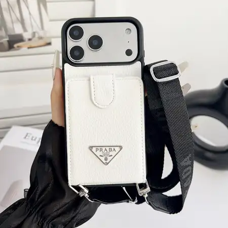プラダ iphone18proケース サフィアーノ レザー