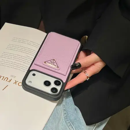 プラダ iphone18promaxケース 背面 カードポッケト付き