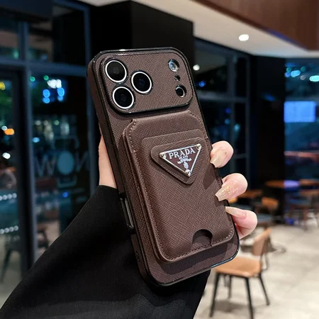 芸能人 プラダ iphone18proケース