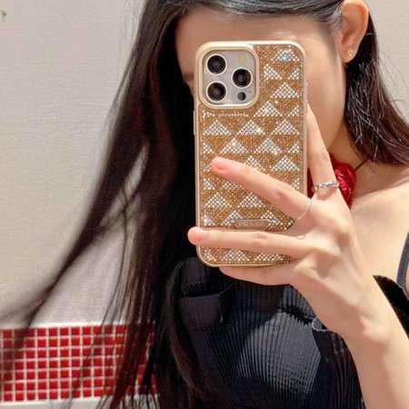 プラダ iphone18proケース 三角ロゴプレート キラキラ