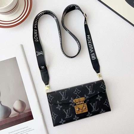 gucci iphone18proケース 手帳型 女子