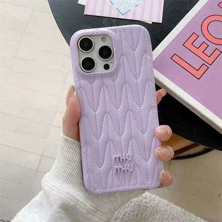 ミュウミュウ iphone18promax 携帯ケース 立体ロゴ