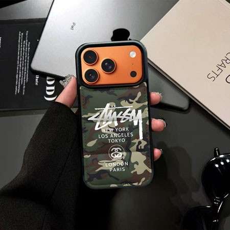 ステューシー iphone18proケース ダウンジャケット風
