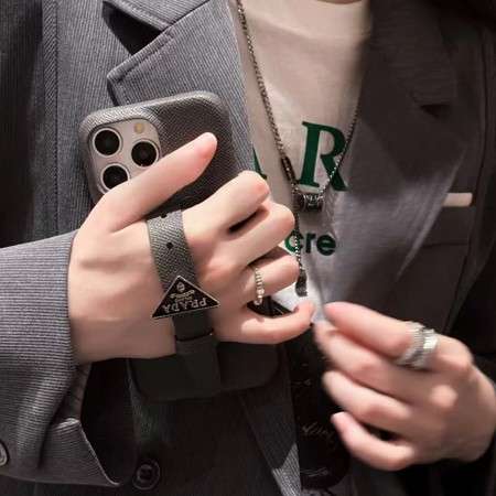 プラダ iphone18proケース 落下 防止 ベルト