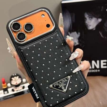 prada iphone18proケース キラキラ レディース