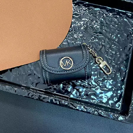 Michael Kors airpods 第五世代ケース