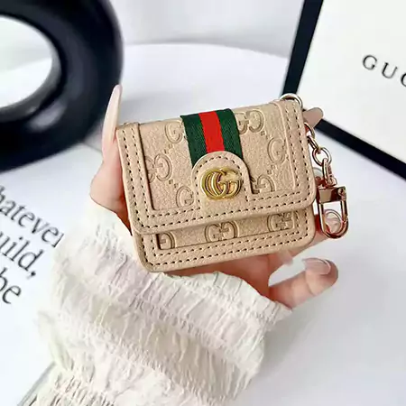 Gucci airpods 5ケース 装着充電可能