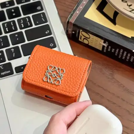Loewe airpods5ケース 防塵 耐衝撃