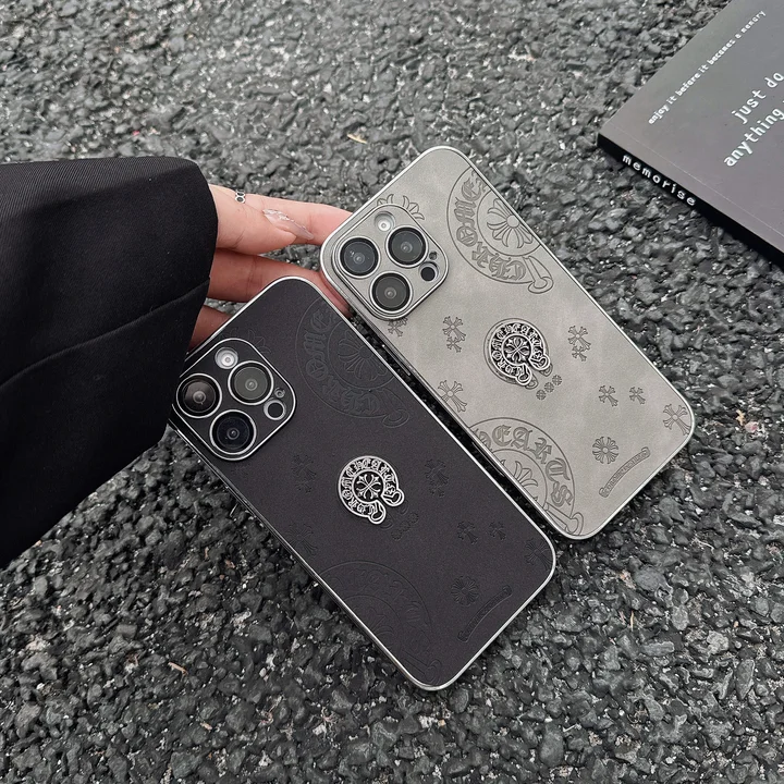 クロームハーツ iPhone18pro スマホ ケース ラムスキン