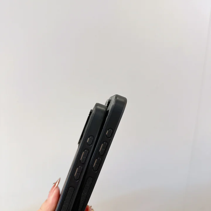 chrome hearts iphone18promaxケース レーザー加工