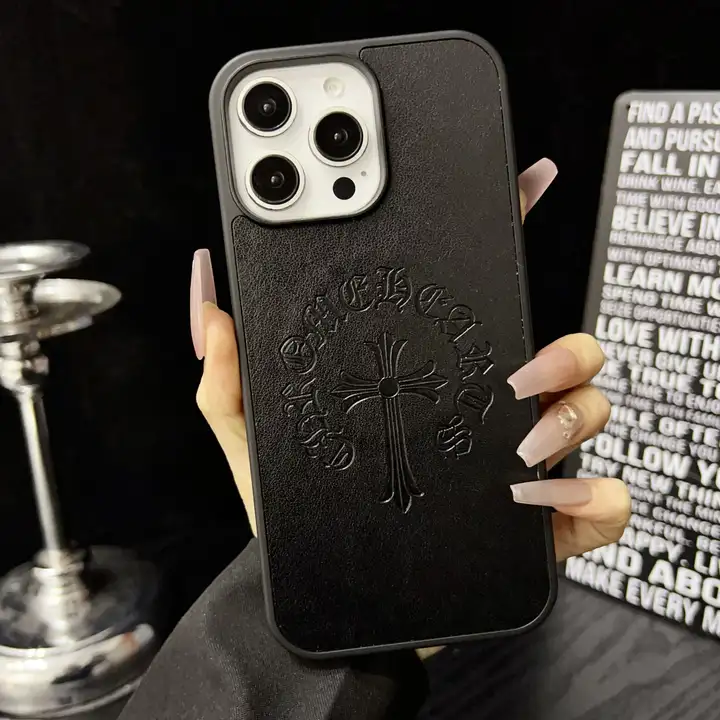 chrome hearts iphone18pro ケース マグネット搭載 ワイヤレス充電対応 