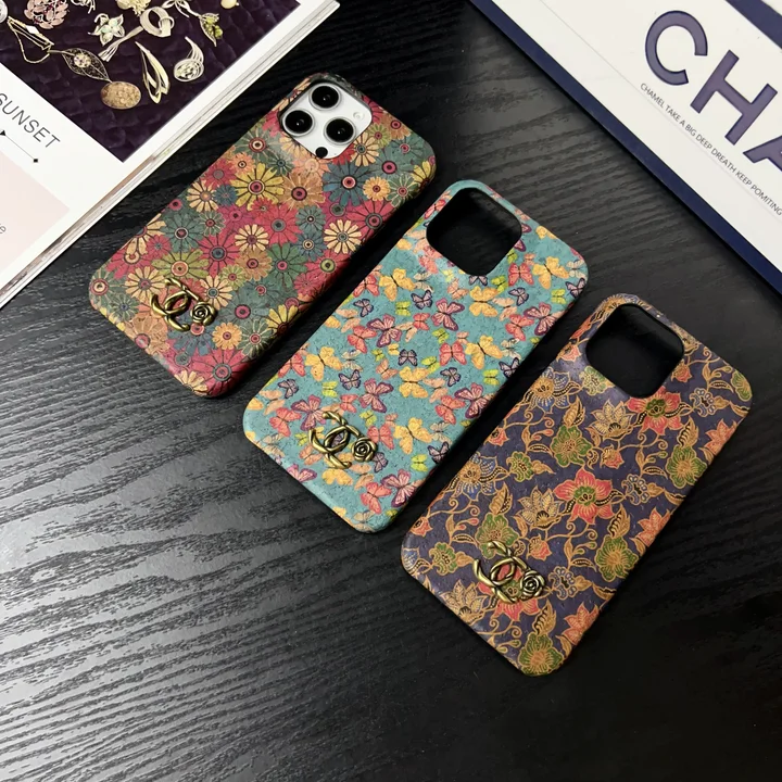 可愛い シャネル iphone18 ケース