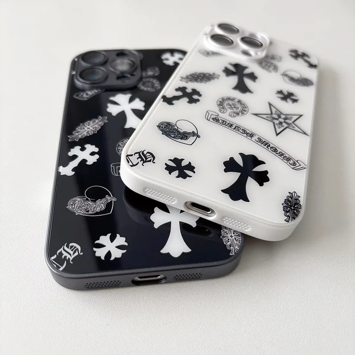 クロームハーツ iphone18pro ガラスケース 白黒
