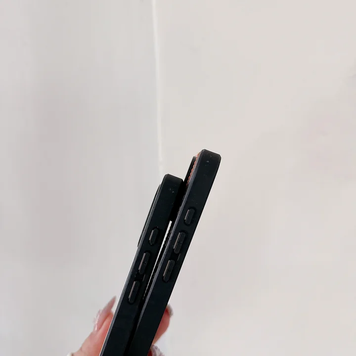 celine iphone18proケース 低価格