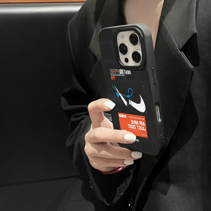 ナイキ iphone18promaxケース ハイブリッド 耐衝撃