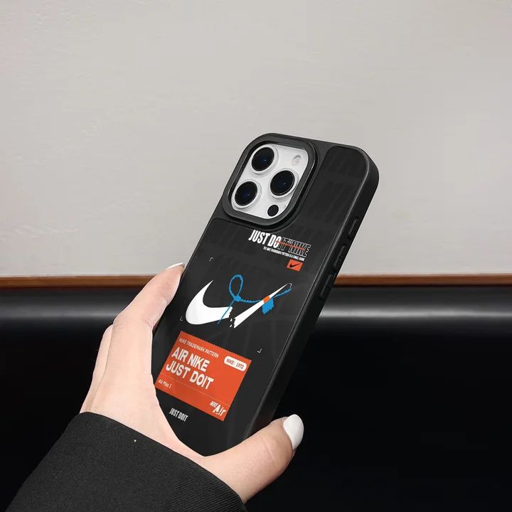 ナイキ iphone18proケース ブラック かっこいい