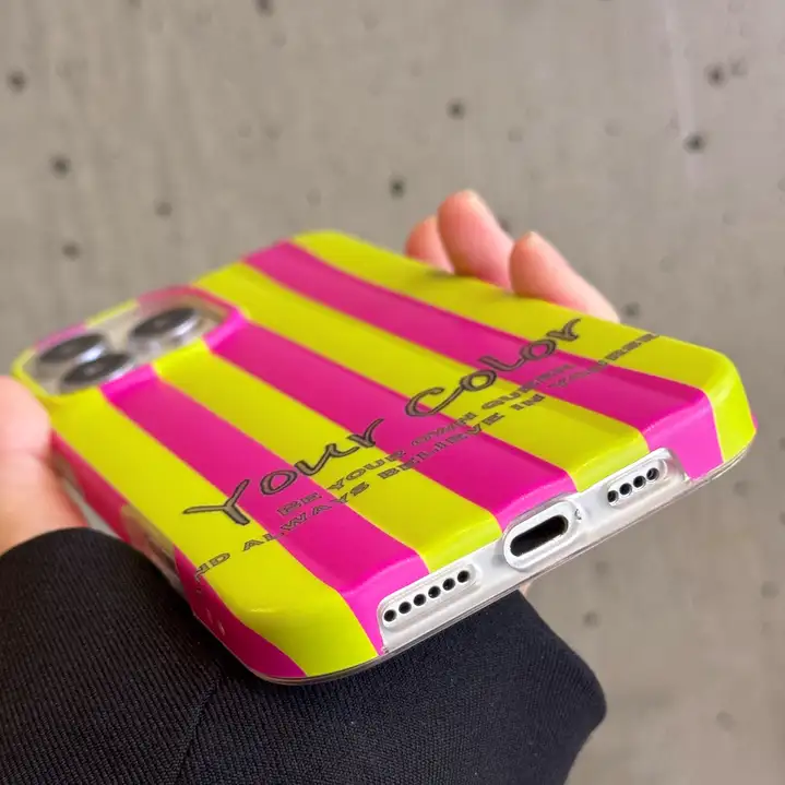 CHANEL iphone18promaxカバー スリム 耐衝撃