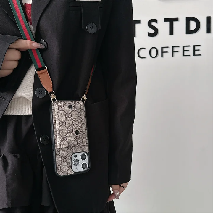 gucci iphone18promaxケース 背面 カードポッケト付き