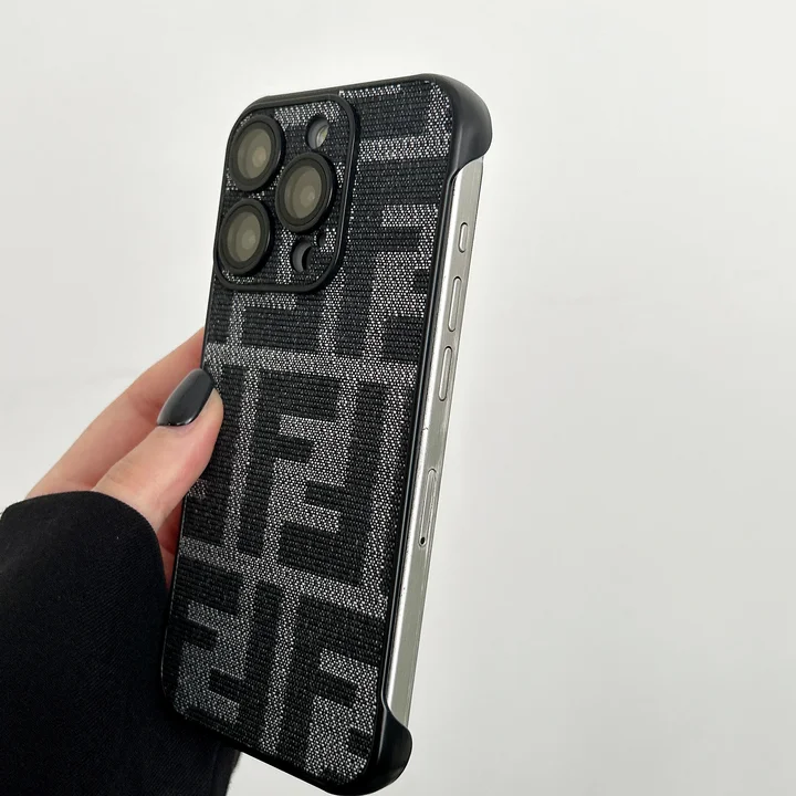 FENDI iphone18promaxケース FFロゴ レザー