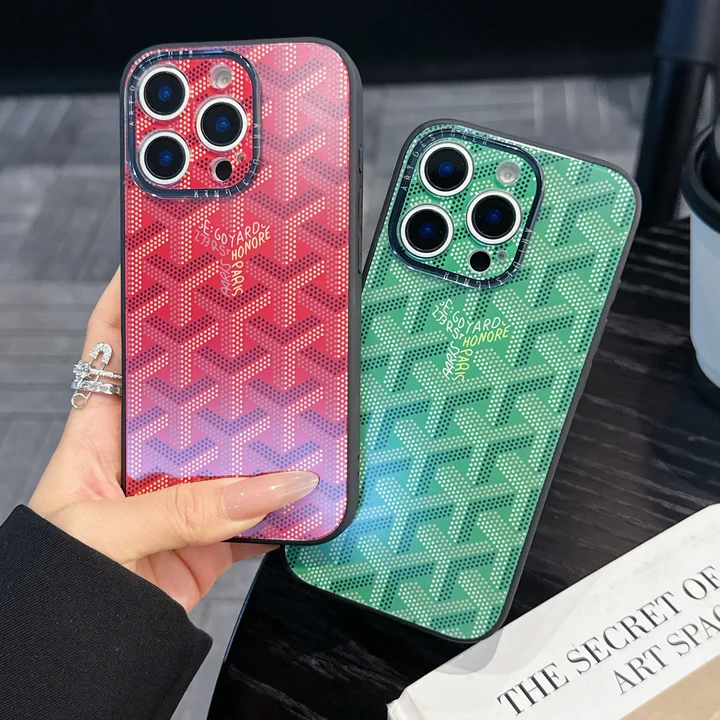 ゴヤールiphone18promaxケース 強化ガラス