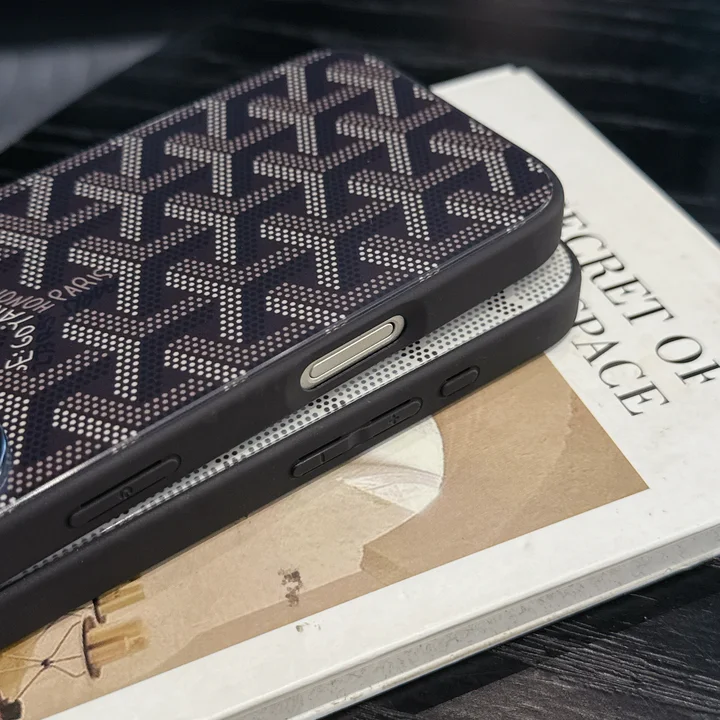 Goyard マット感 iphone18proケース