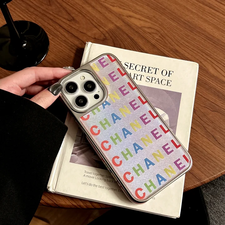 chanel iphone18proカバー カメラホール保護