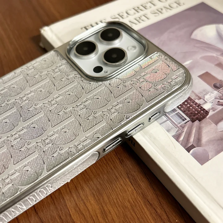 dior iphne18pro 保護ケース 親肌手触り
