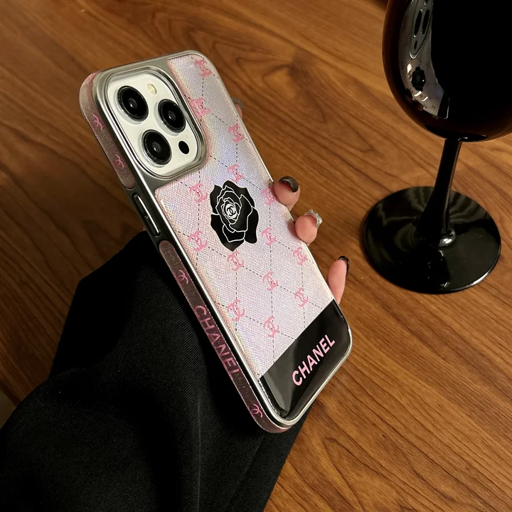 シャネル iphone18proケース 有名人 おしゃれ